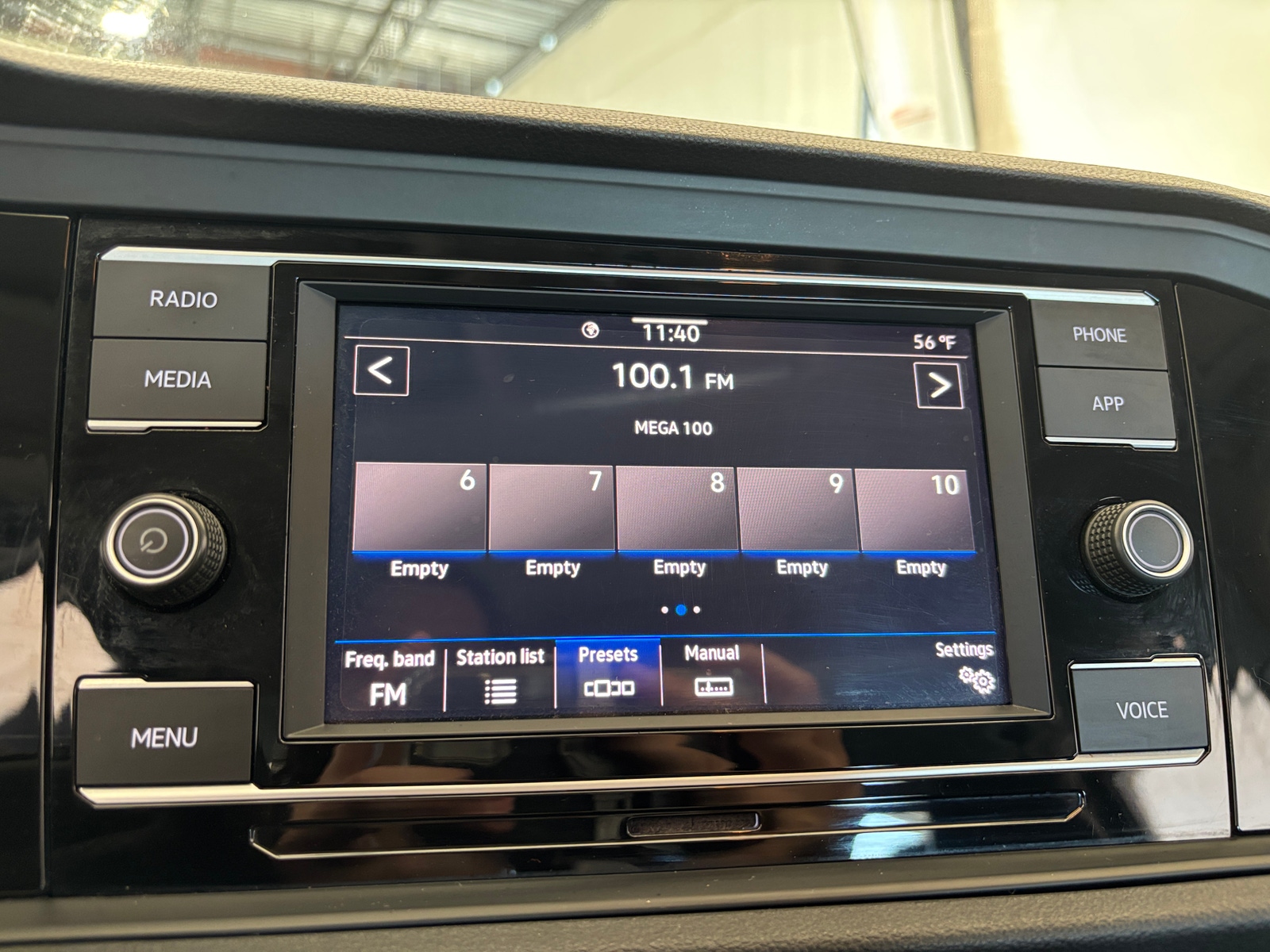 Thumbnail: 2020 Volkswagen Jetta - 4