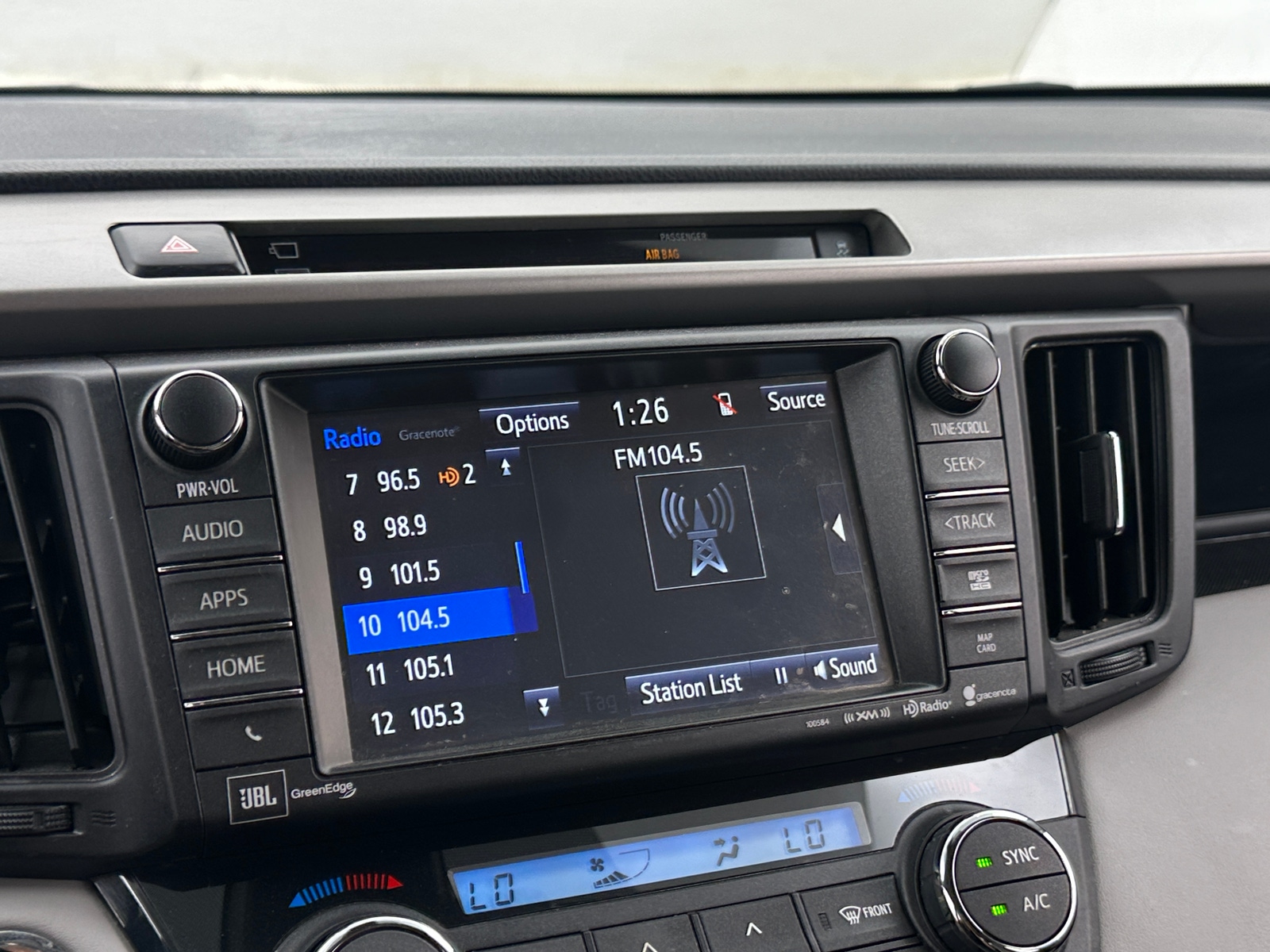 Thumbnail: 2016 Toyota RAV4 - 3