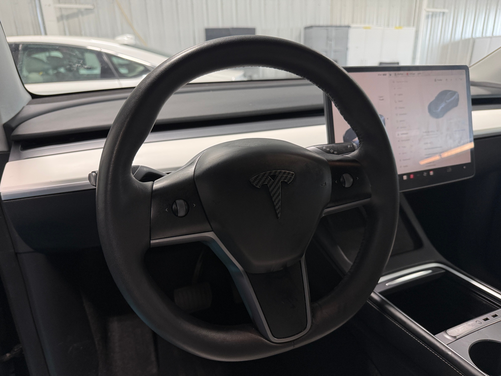 Thumbnail: 2023 Tesla Model Y - 4