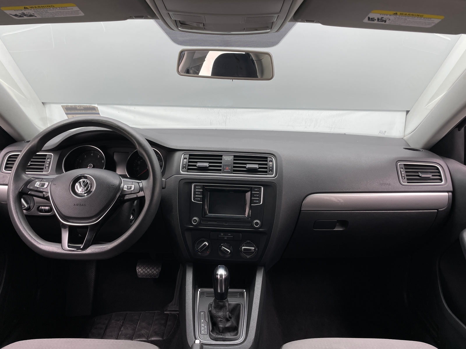 Thumbnail: 2017 Volkswagen Jetta - 3