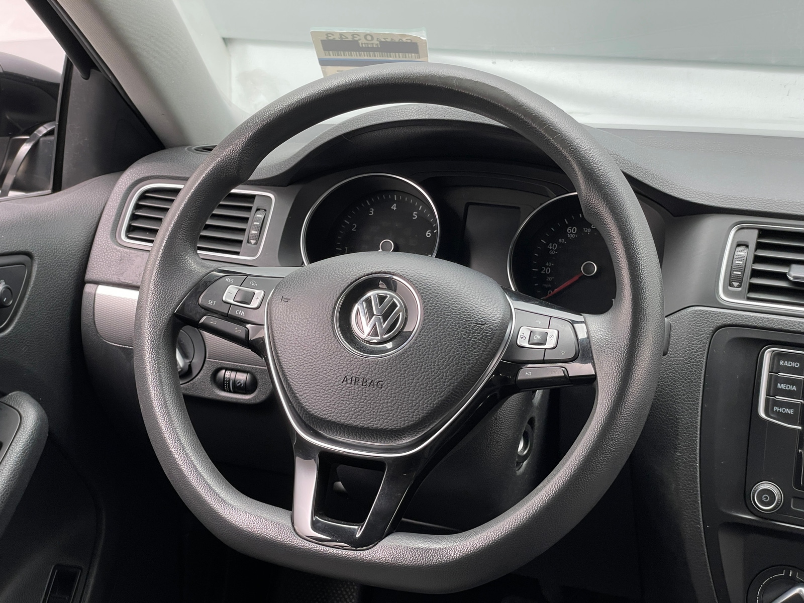 Thumbnail: 2017 Volkswagen Jetta - 5