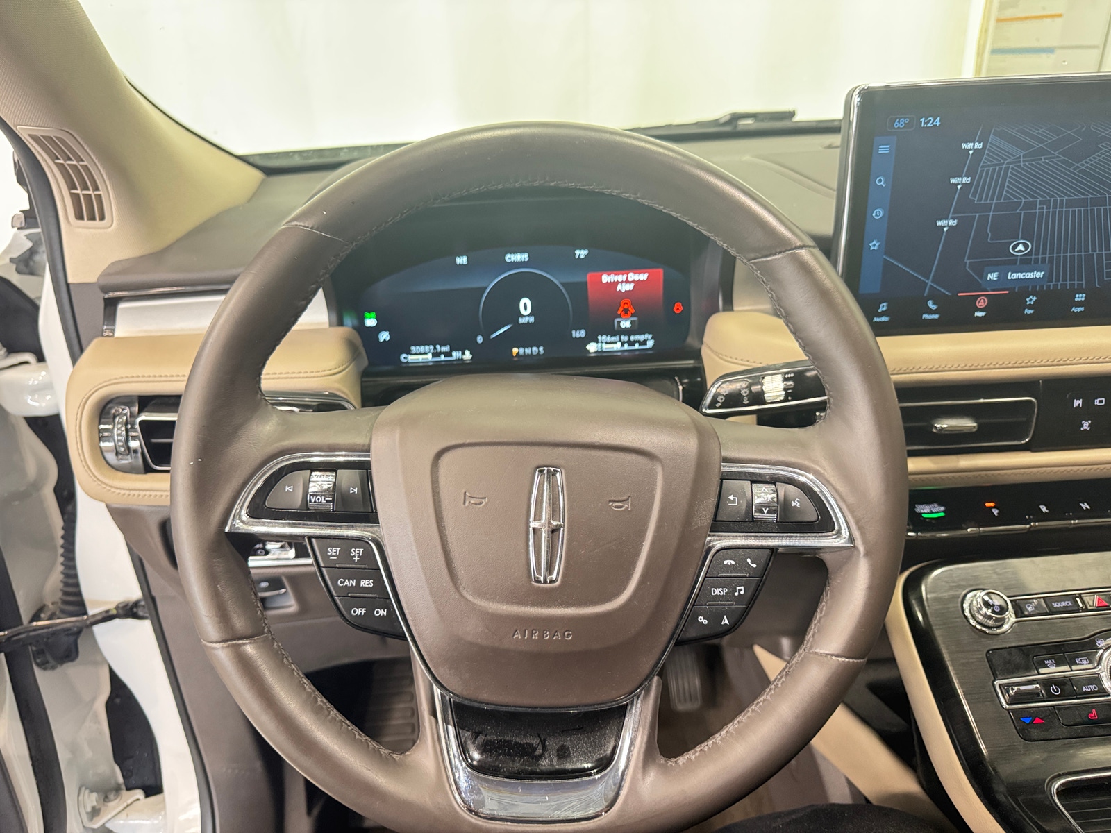 Thumbnail: 2021 Lincoln Nautilus - 4