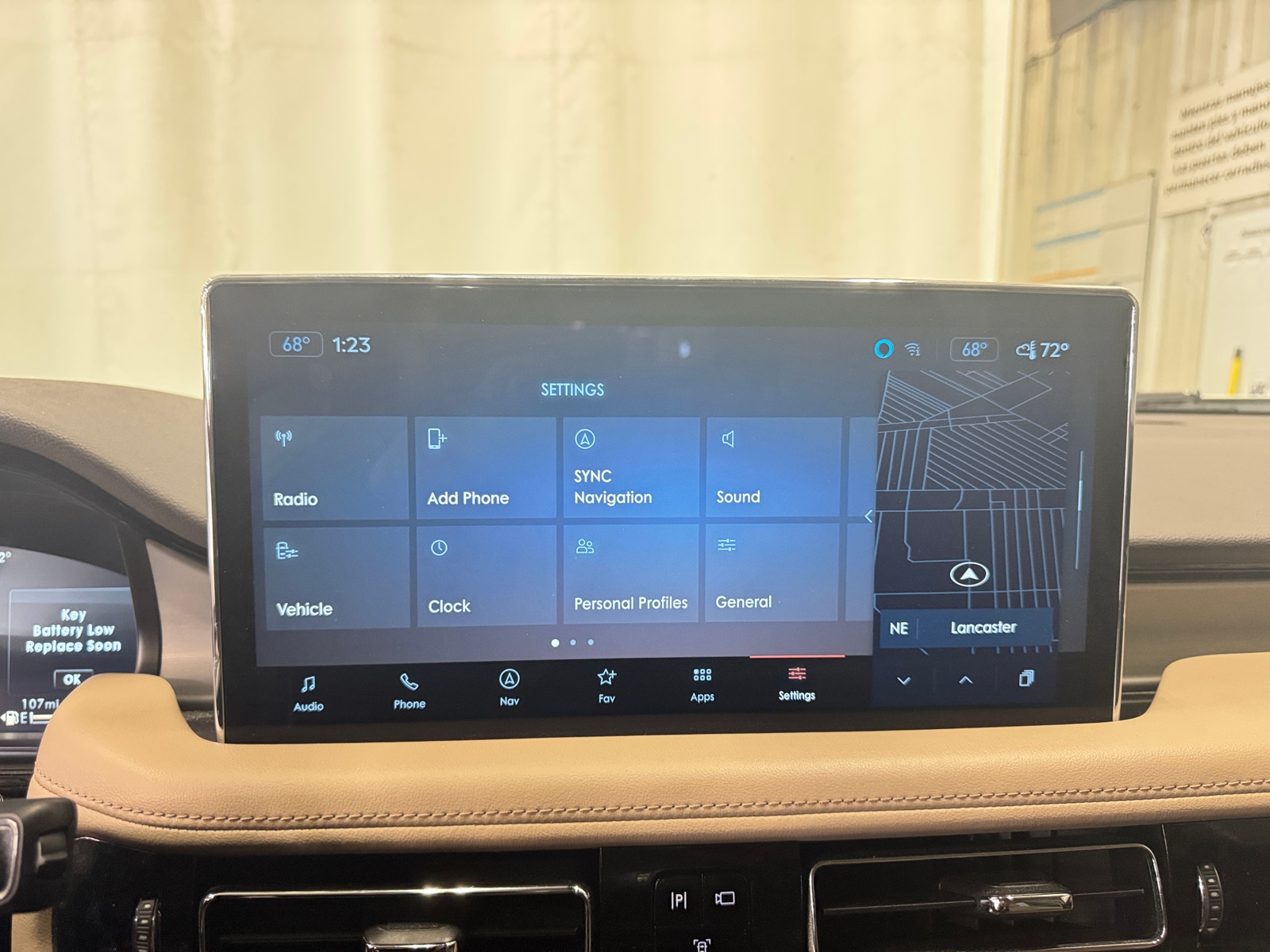 Thumbnail: 2021 Lincoln Nautilus - 3