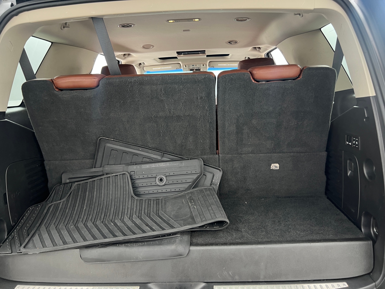 Thumbnail: 2019 Cadillac Escalade - 6