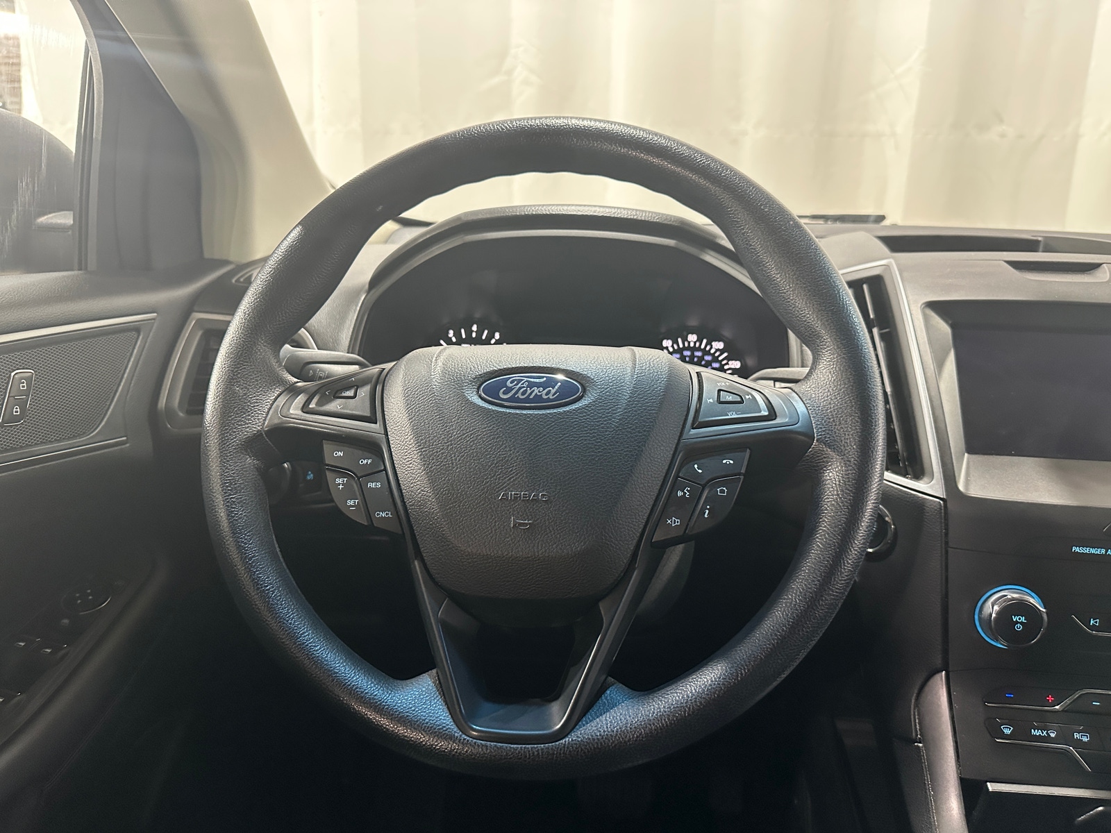 Thumbnail: 2020 Ford Edge - 5