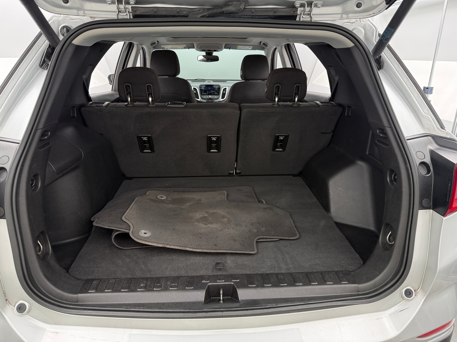 Thumbnail: 2019 Chevrolet Equinox - 7