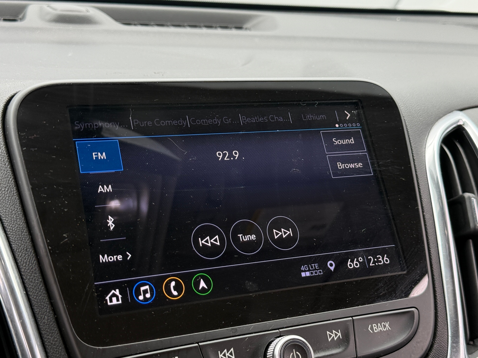 Thumbnail: 2019 Chevrolet Equinox - 4