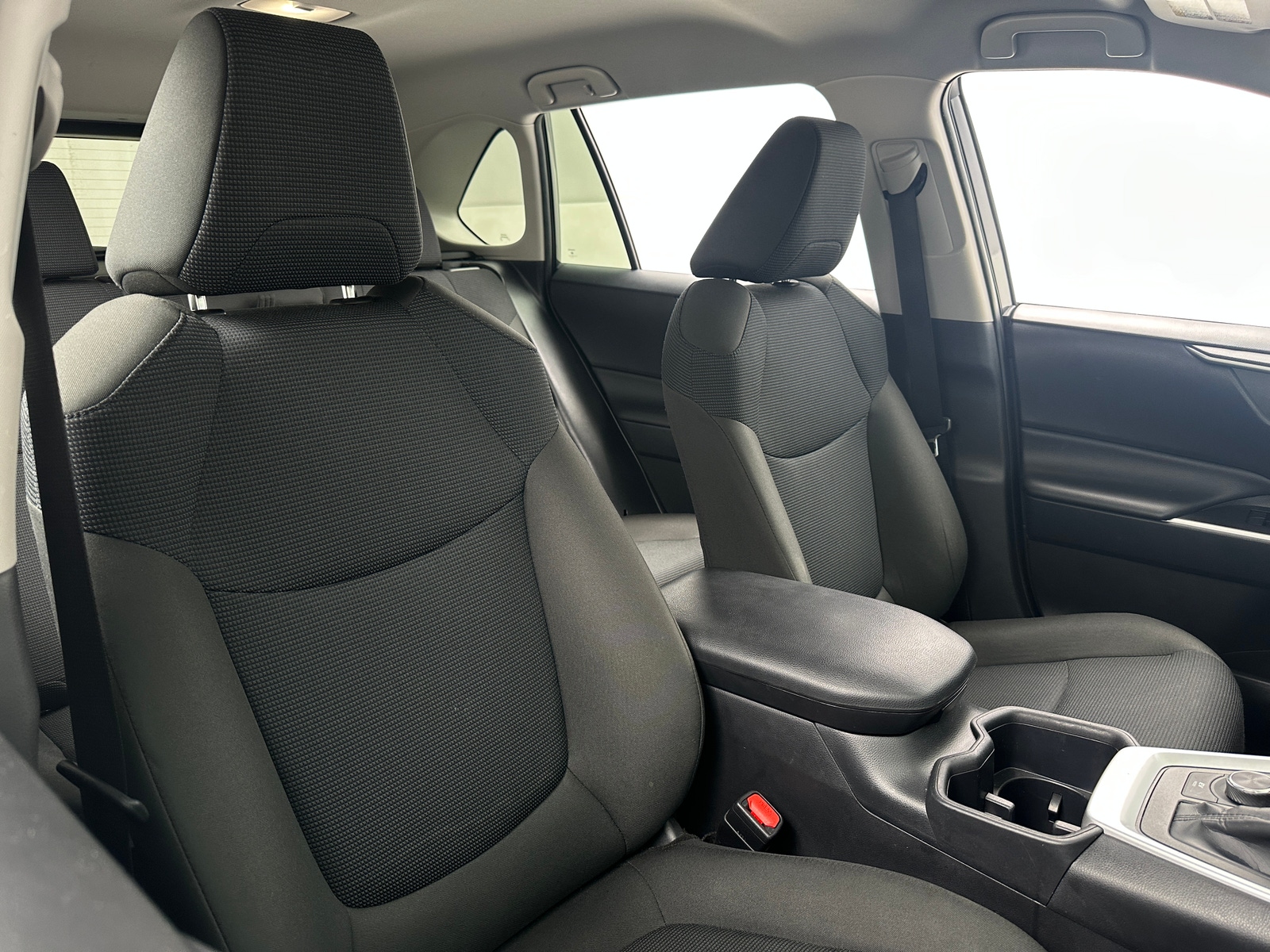 Thumbnail: 2025 Toyota RAV4 - 2