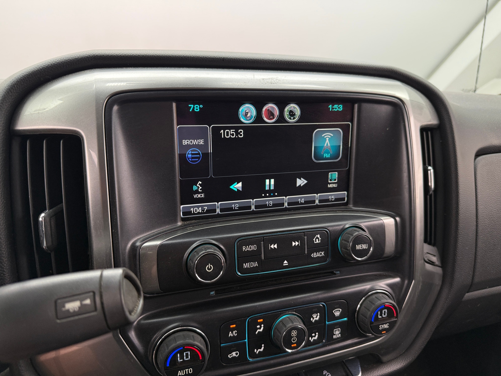 Thumbnail: 2014 Chevrolet Silverado 1500 - 4