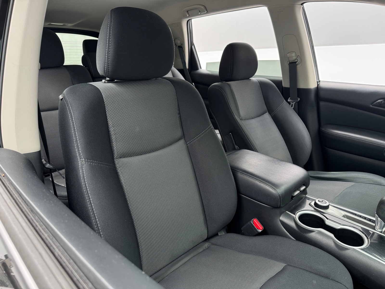 Thumbnail: 2019 Nissan Pathfinder - 2