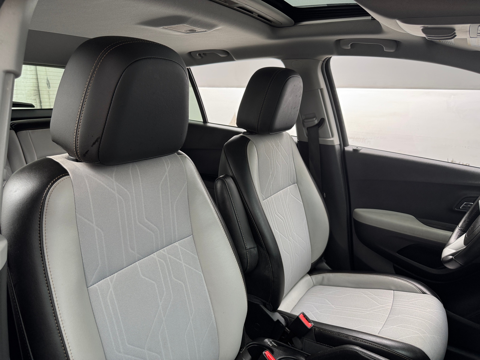 Thumbnail: 2020 Chevrolet Trax - 2