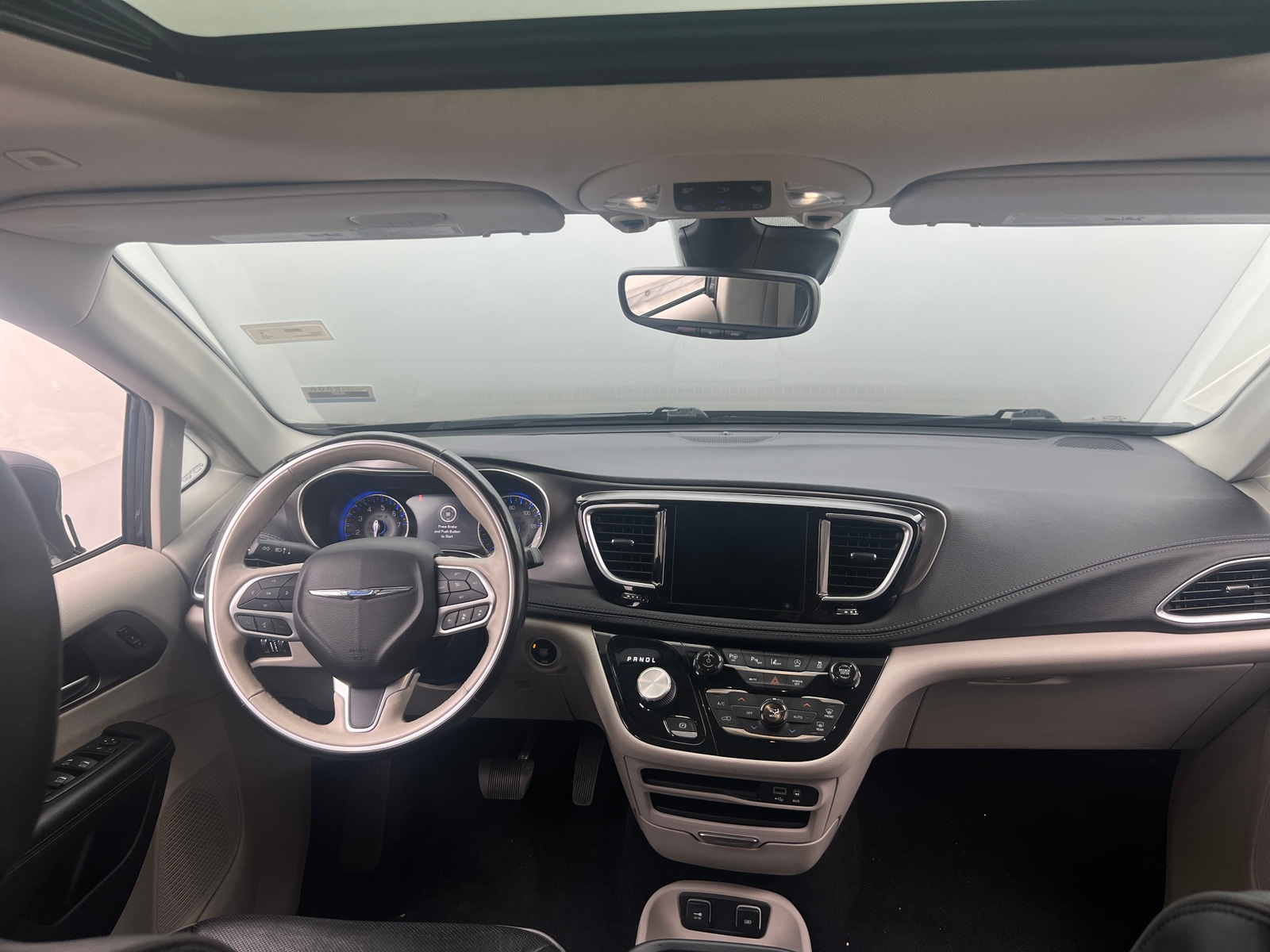 Thumbnail: 2019 Chrysler Pacifica - 2