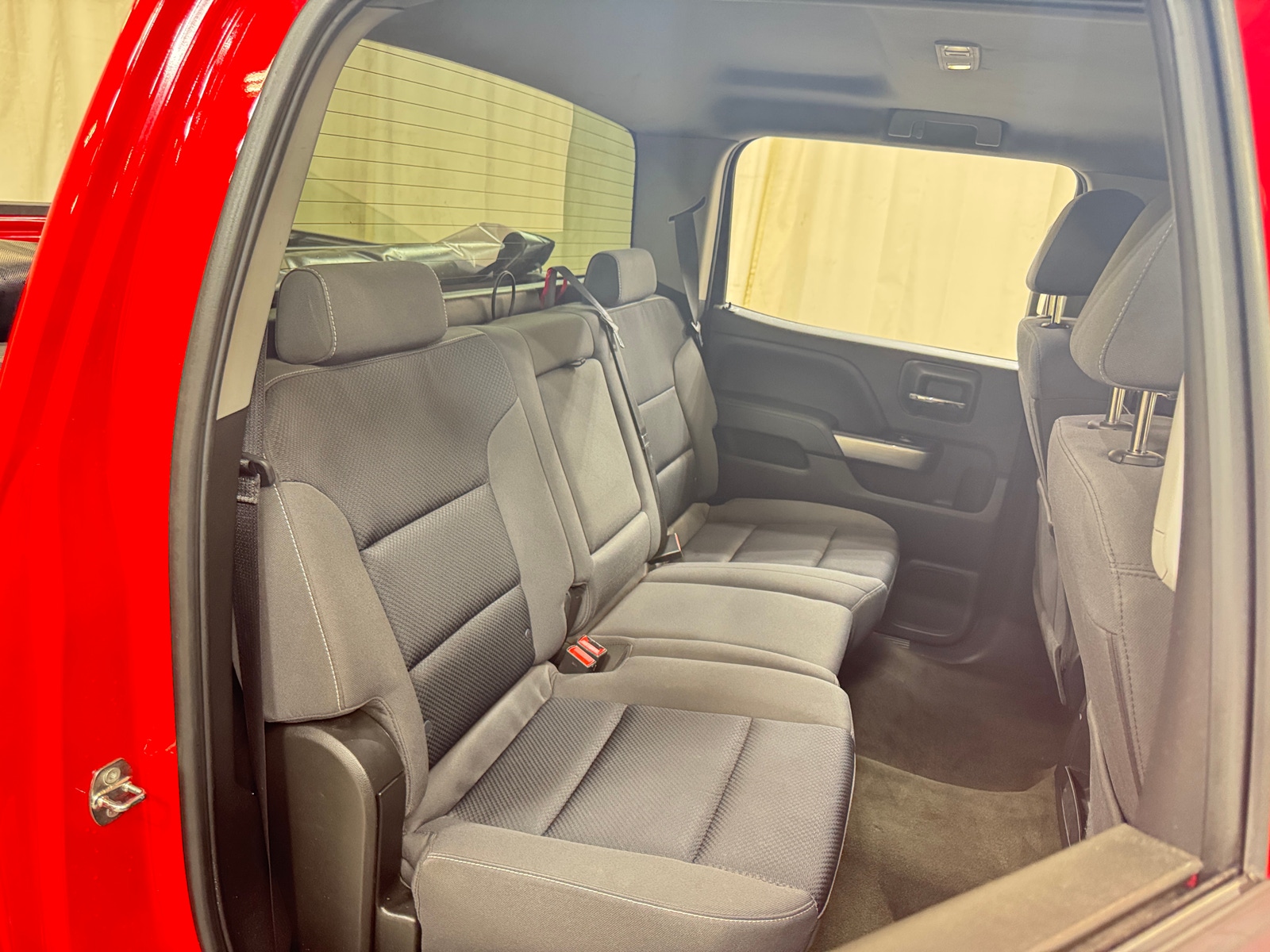 Thumbnail: 2018 Chevrolet Silverado 1500 - 6