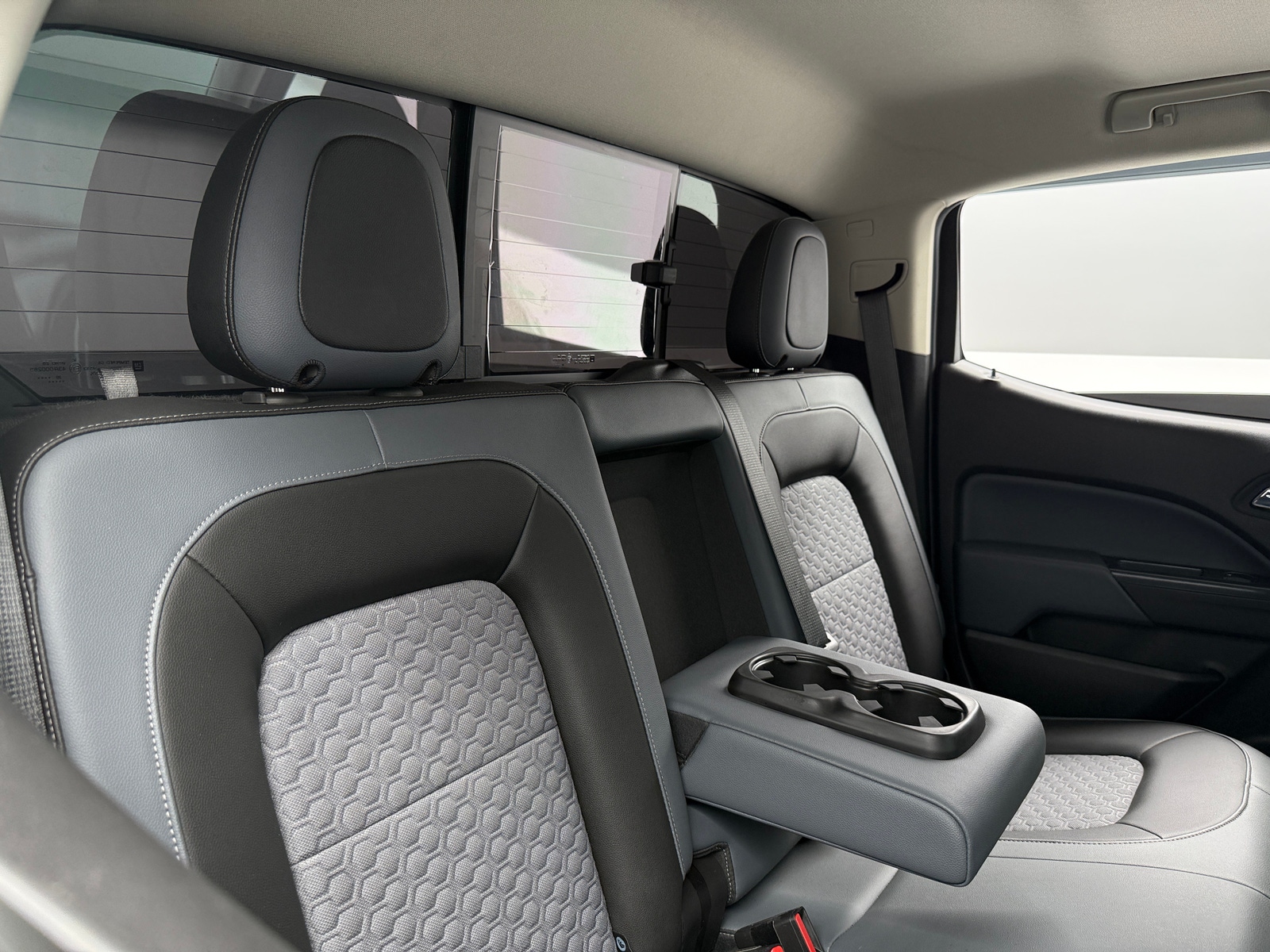 Thumbnail: 2021 Chevrolet Colorado - 5