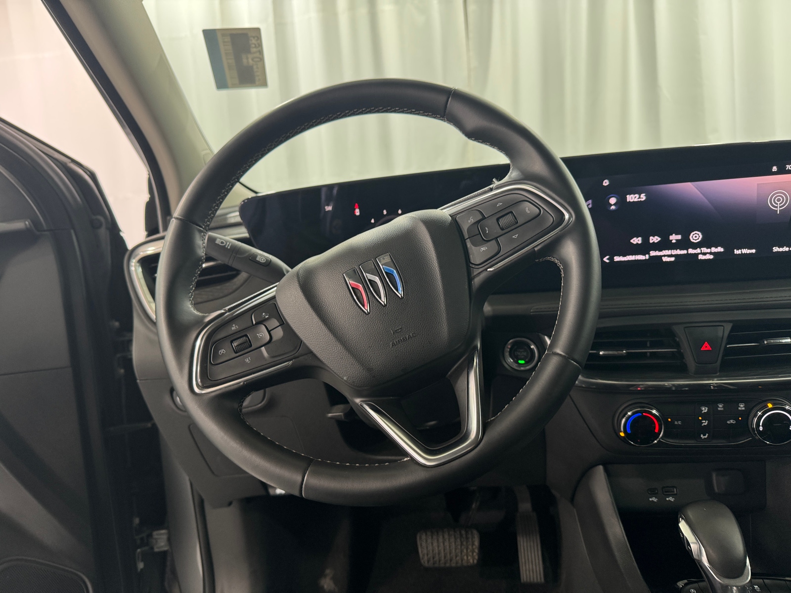 Thumbnail: 2025 Buick Encore GX - 5