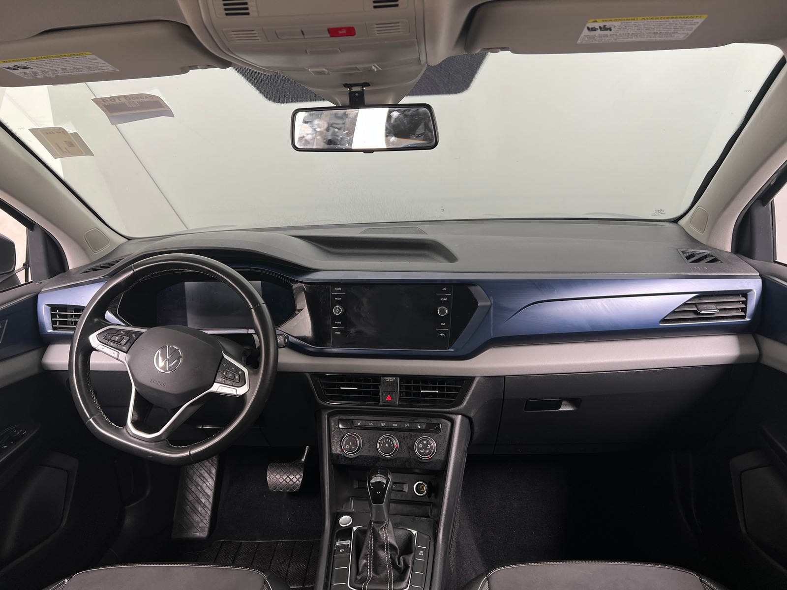 Thumbnail: 2022 Volkswagen Taos - 2