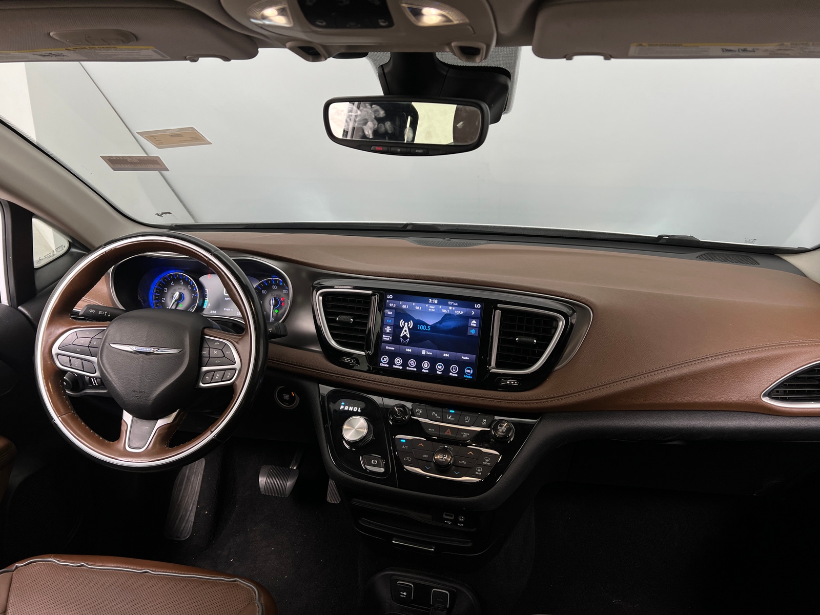 Thumbnail: 2019 Chrysler Pacifica - 2