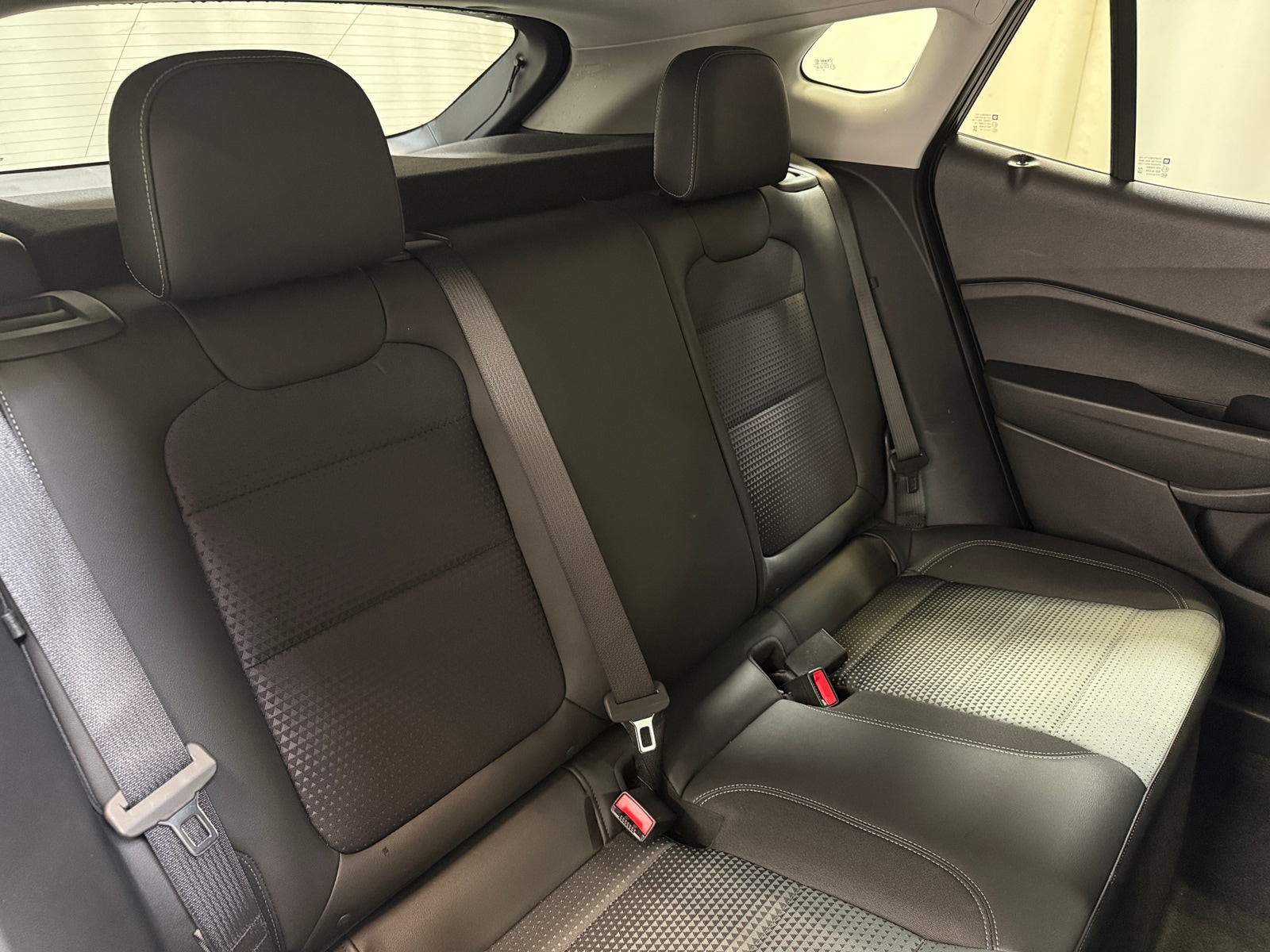 Thumbnail: 2025 Chevrolet Trax - 6