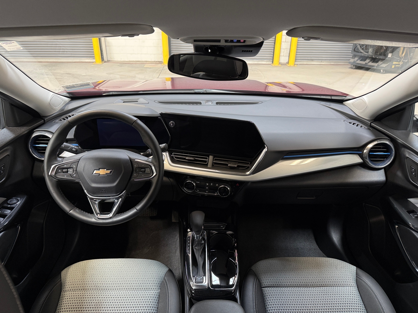 Thumbnail: 2025 Chevrolet Trax - 3