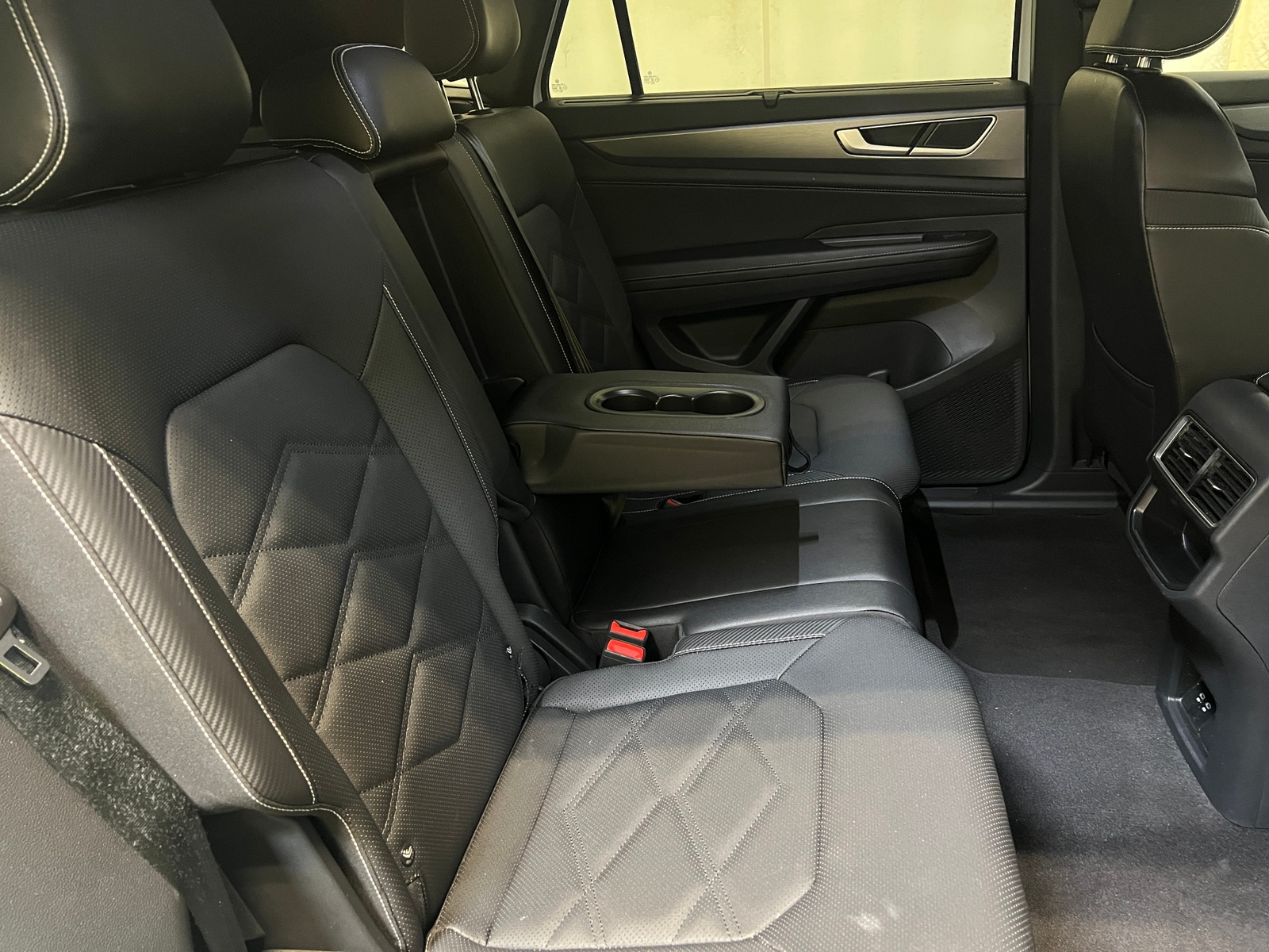 Thumbnail: 2025 Volkswagen Atlas - 5