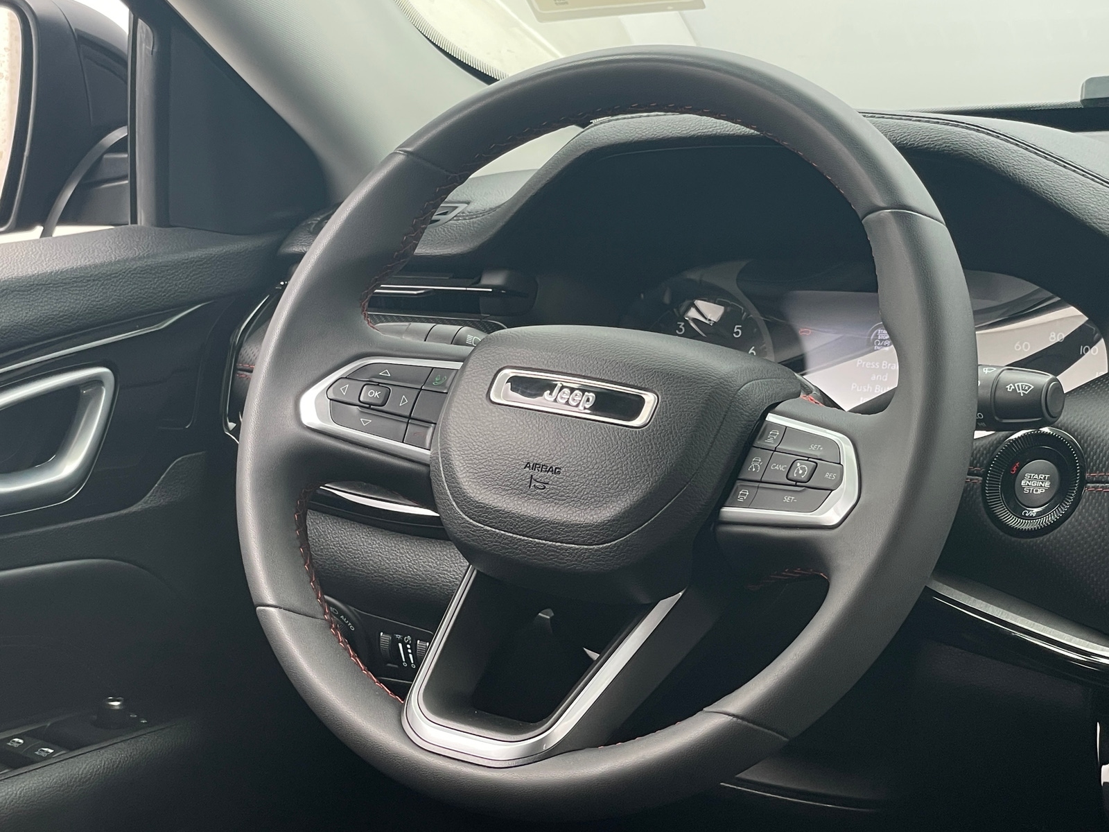 Thumbnail: 2022 Jeep Compass - 4