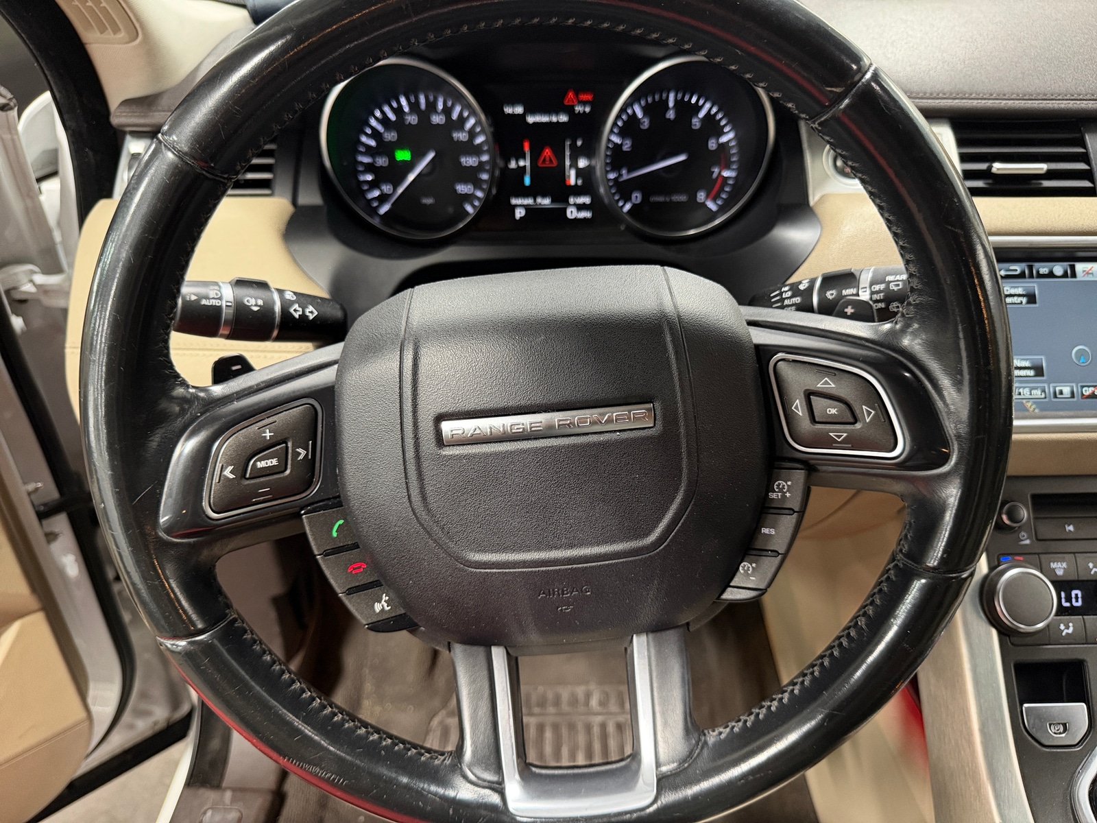 Thumbnail: 2015 Land Rover Range Rover Evoque - 4