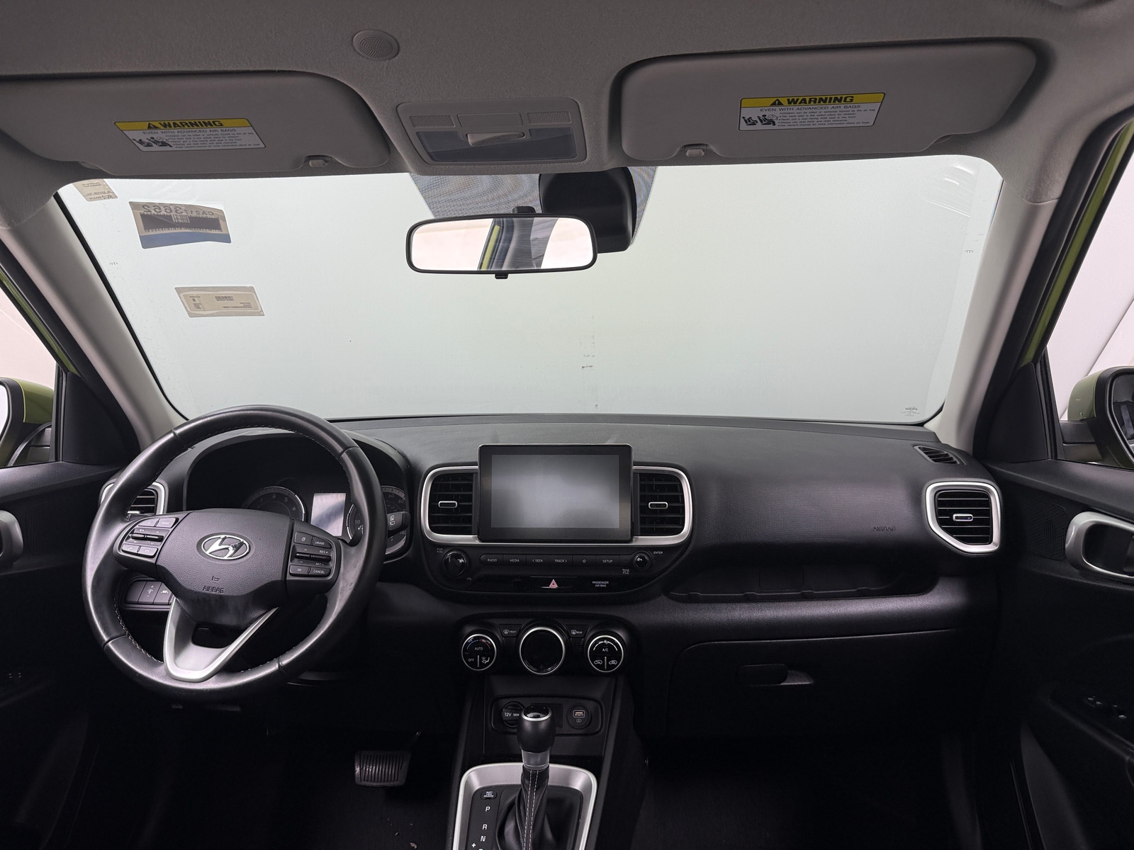 Thumbnail: 2021 Hyundai Venue - 3