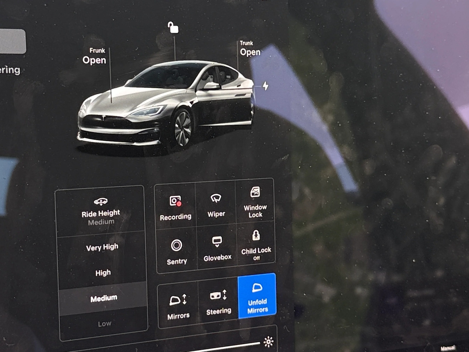 Thumbnail: 2022 Tesla Model S - 3