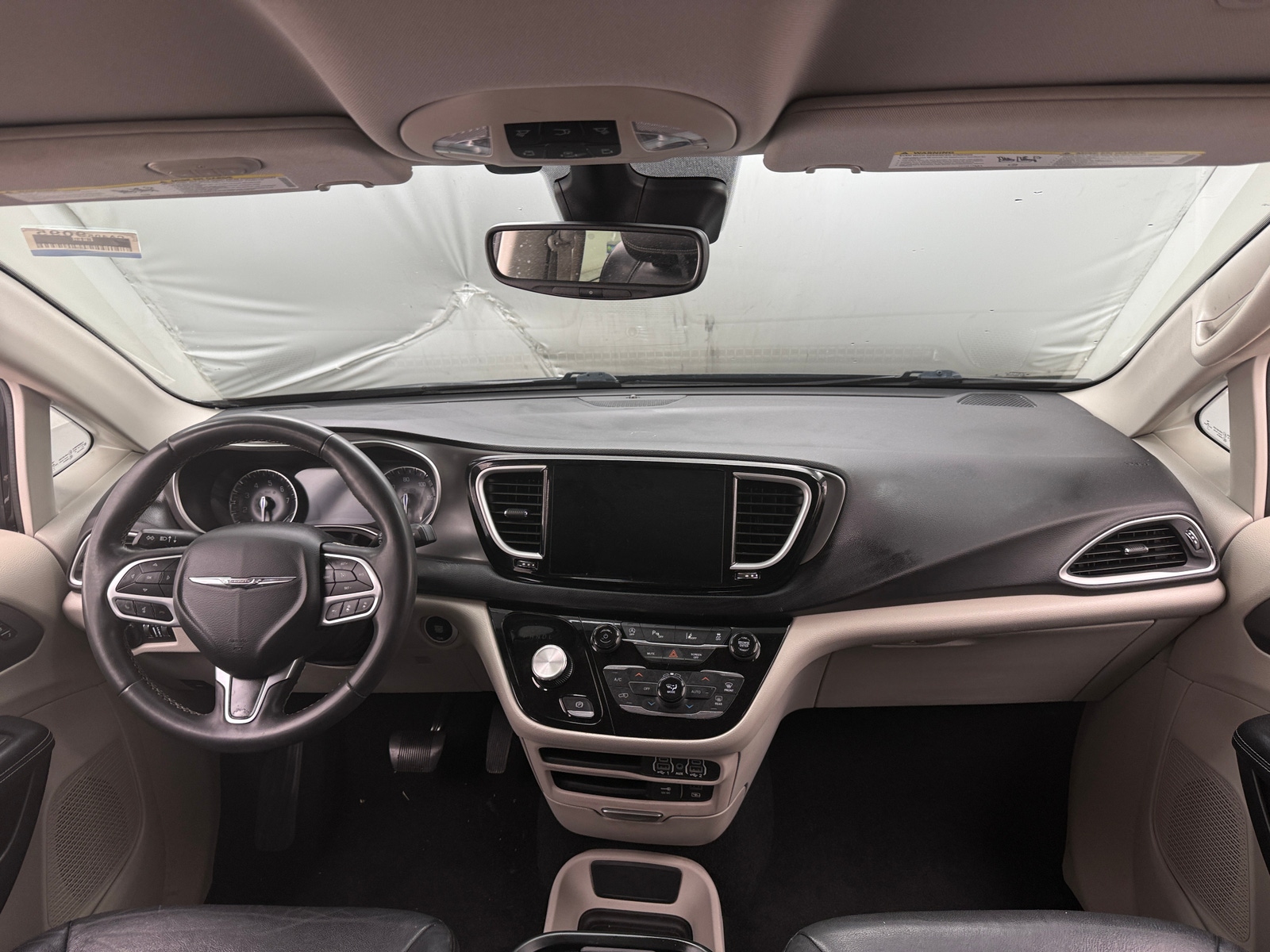 Thumbnail: 2022 Chrysler Pacifica - 2