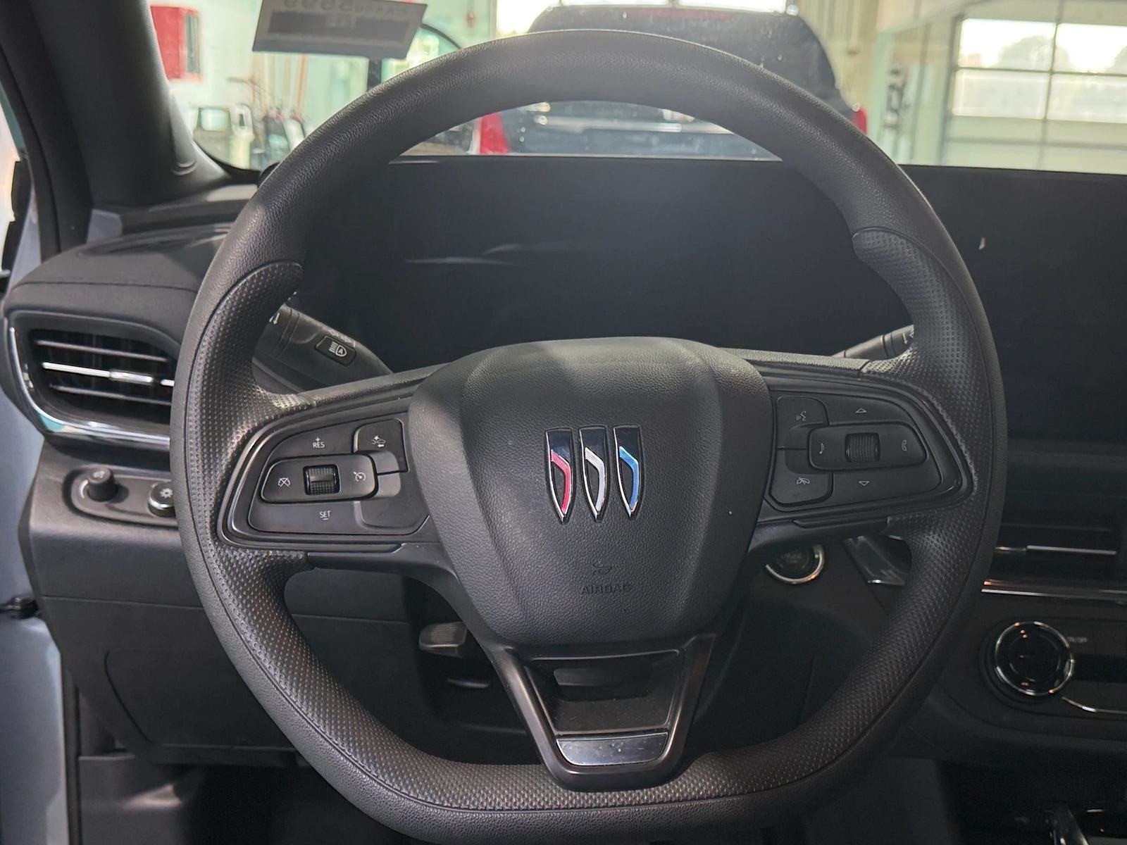 Thumbnail: 2025 Buick Envista - 4