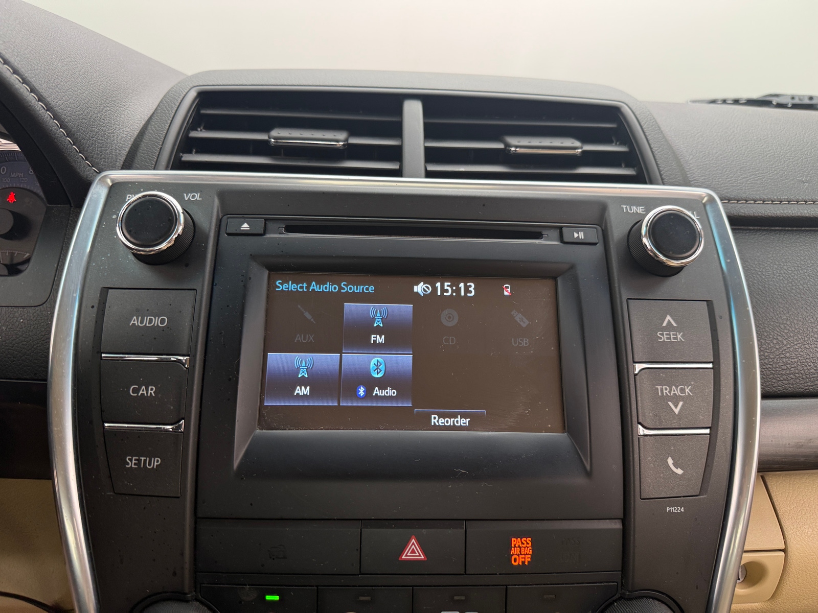 Thumbnail: 2016 Toyota Camry - 4