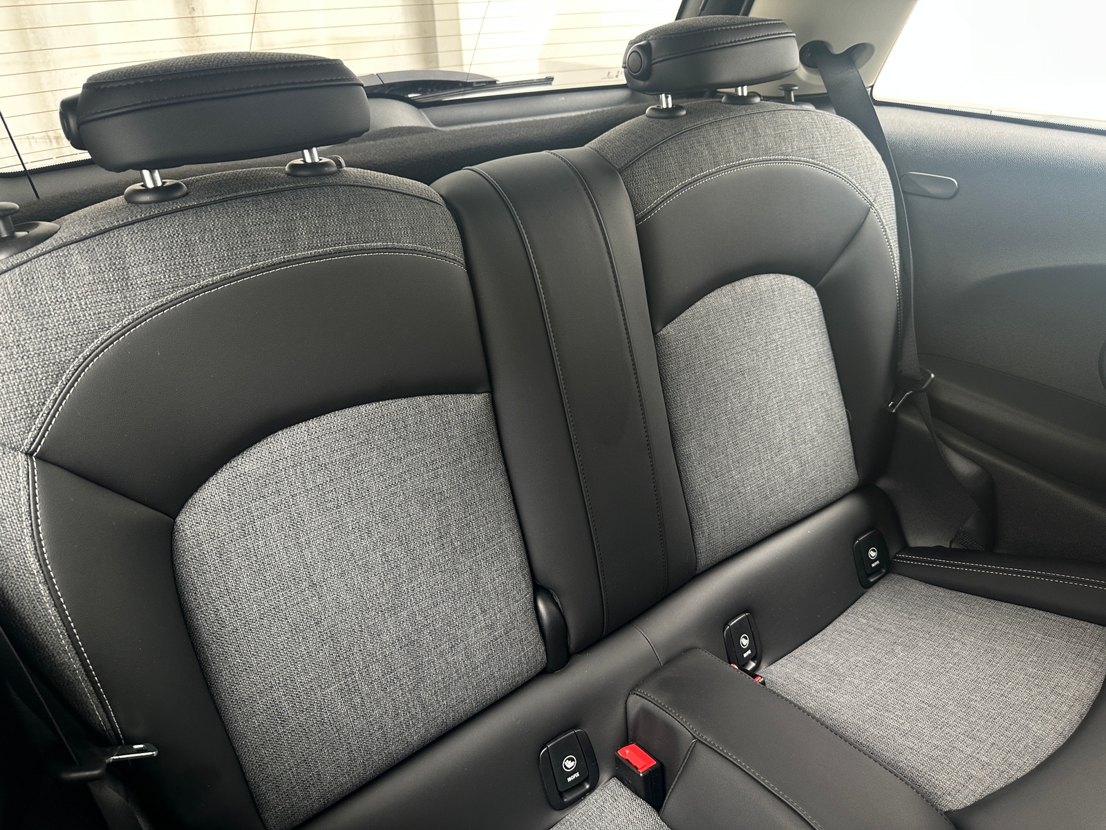 Thumbnail: 2024 MINI Cooper Hardtop - 5