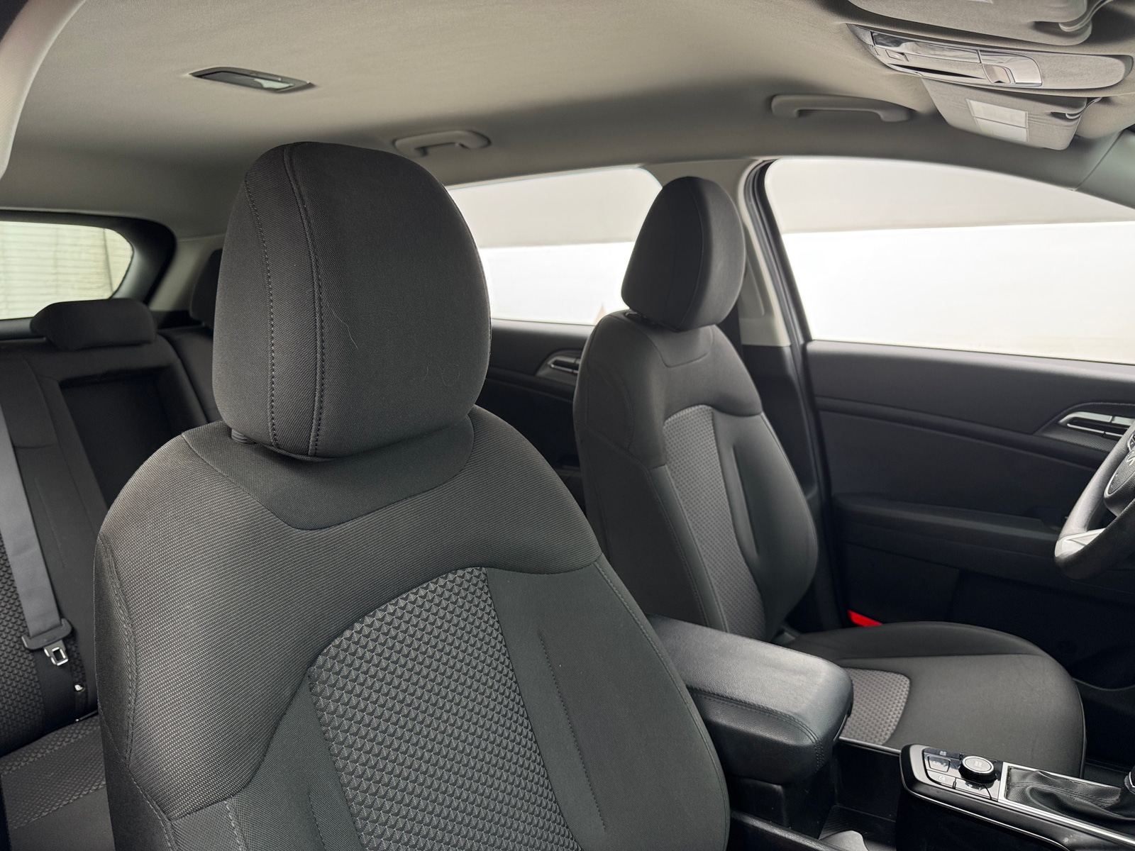 Thumbnail: 2024 Kia Sportage - 2