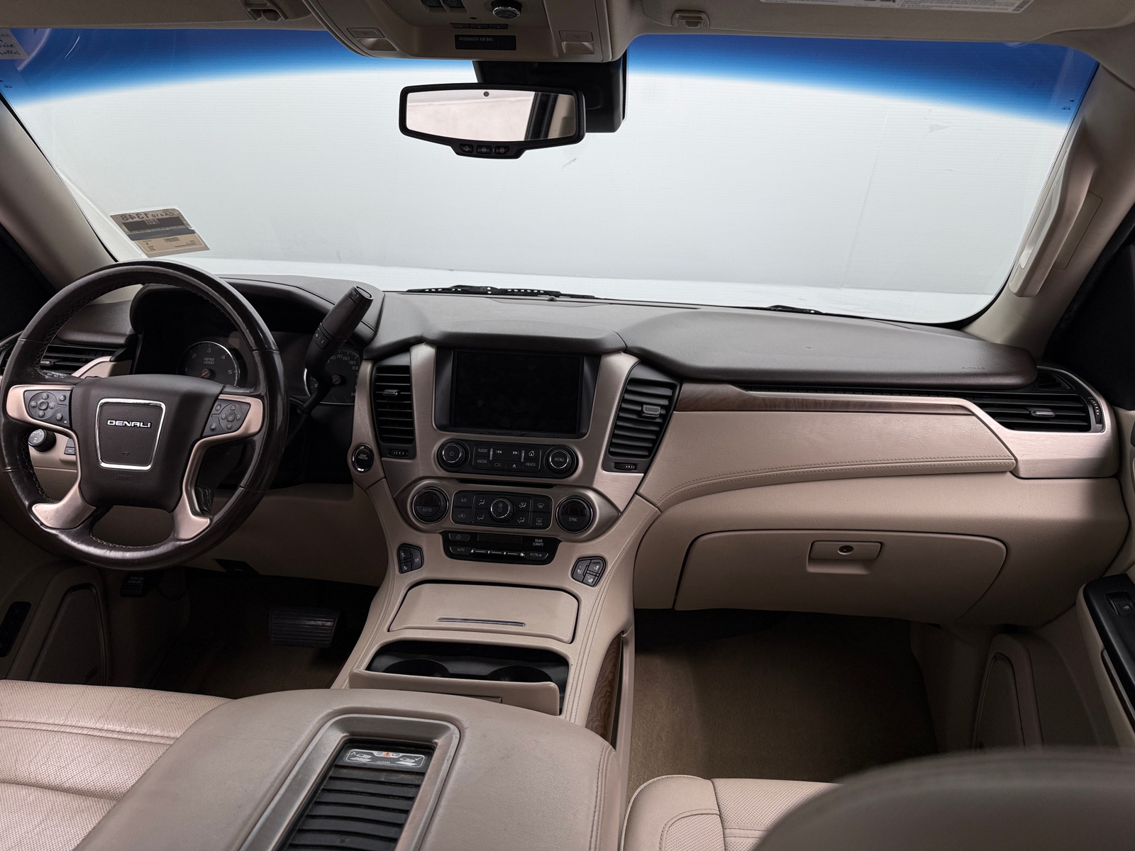 Thumbnail: 2018 GMC Yukon XL - 2
