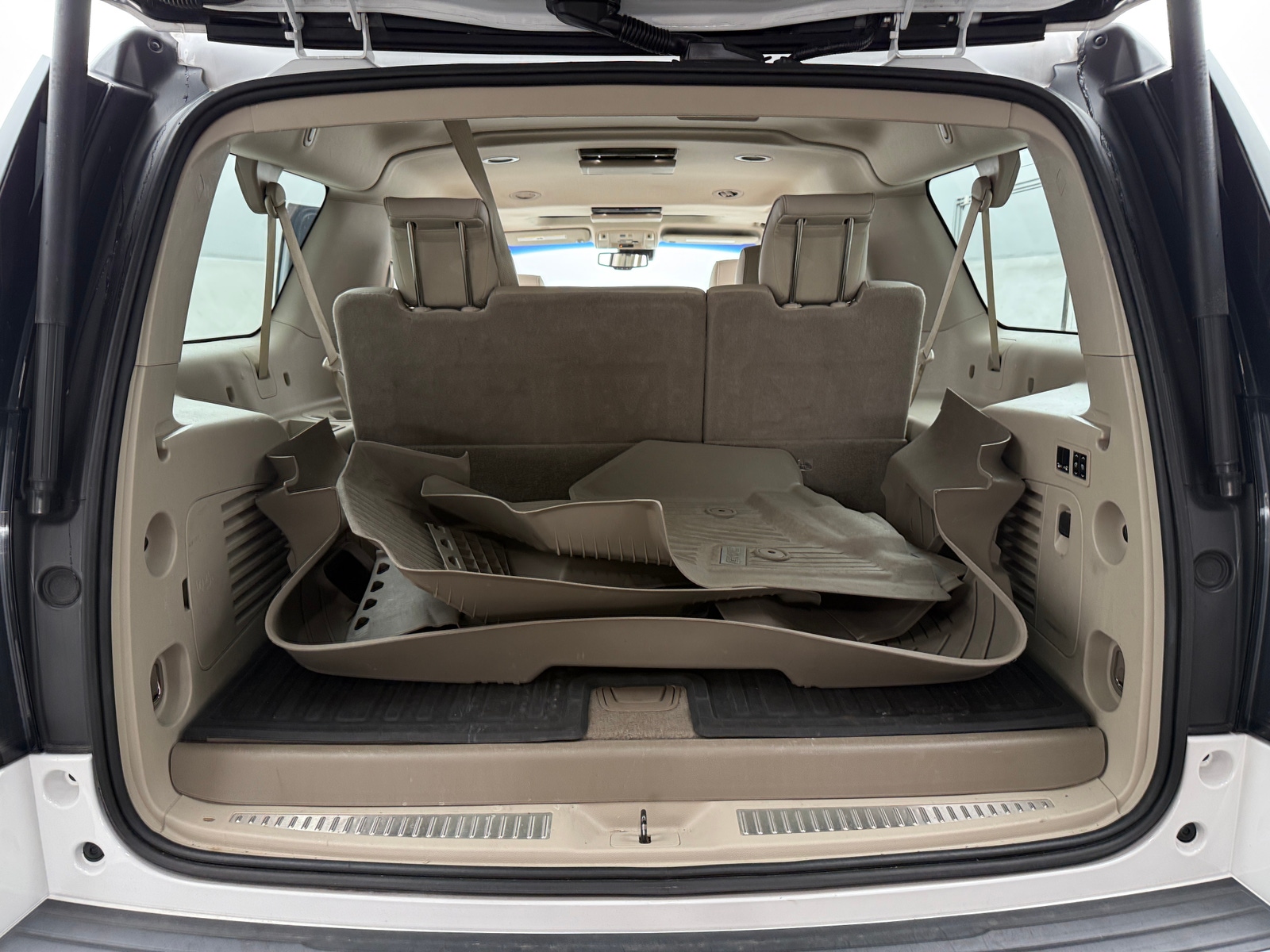 Thumbnail: 2018 GMC Yukon XL - 6