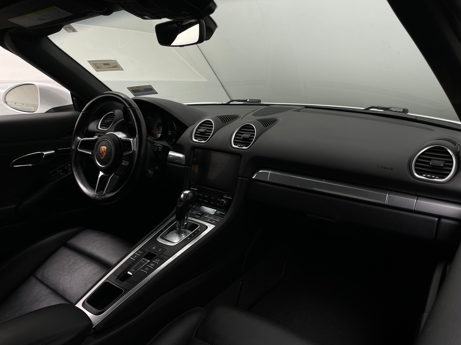 Thumbnail: 2018 Porsche 718 Boxster - 2