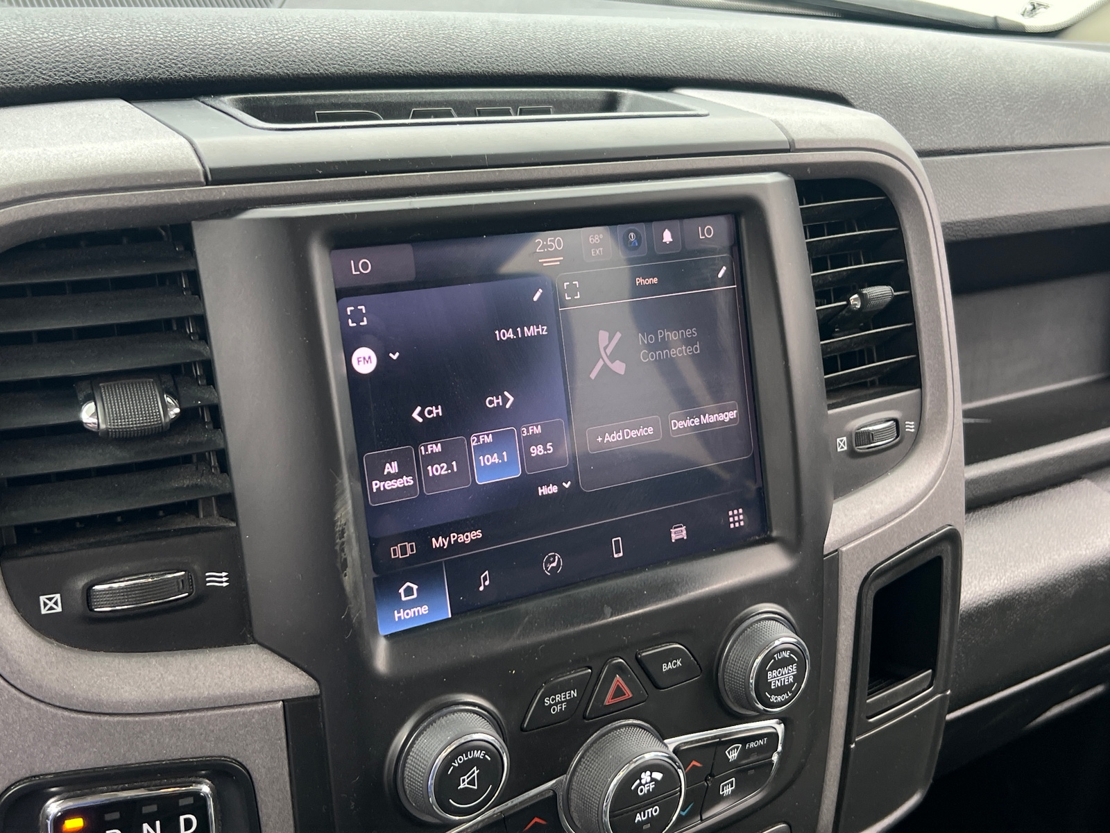 Thumbnail: 2023 RAM 1500 Classic - 4
