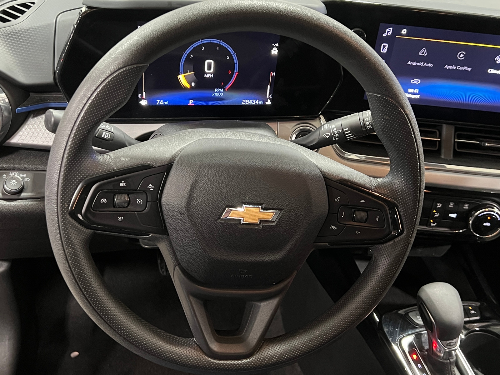 Thumbnail: 2025 Chevrolet Trax - 5