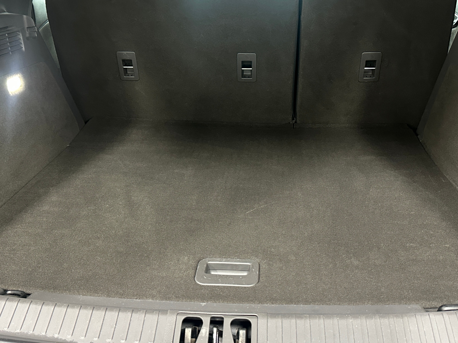 Thumbnail: 2019 Lincoln Nautilus - 6