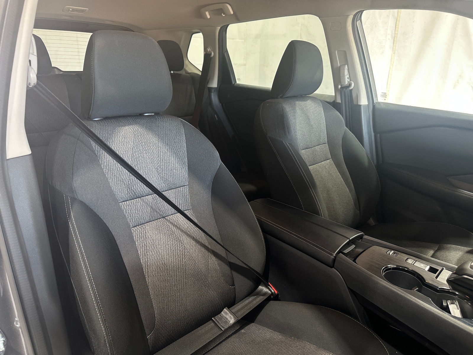 Thumbnail: 2025 Nissan Rogue - 2