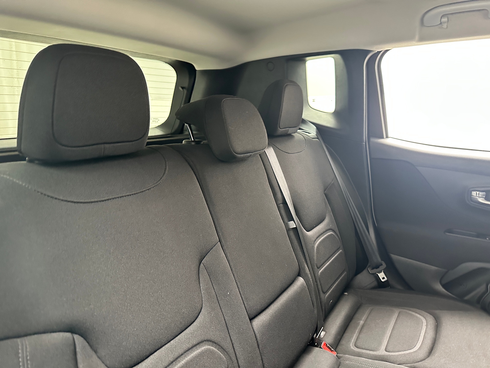 Thumbnail: 2021 Jeep Renegade - 6