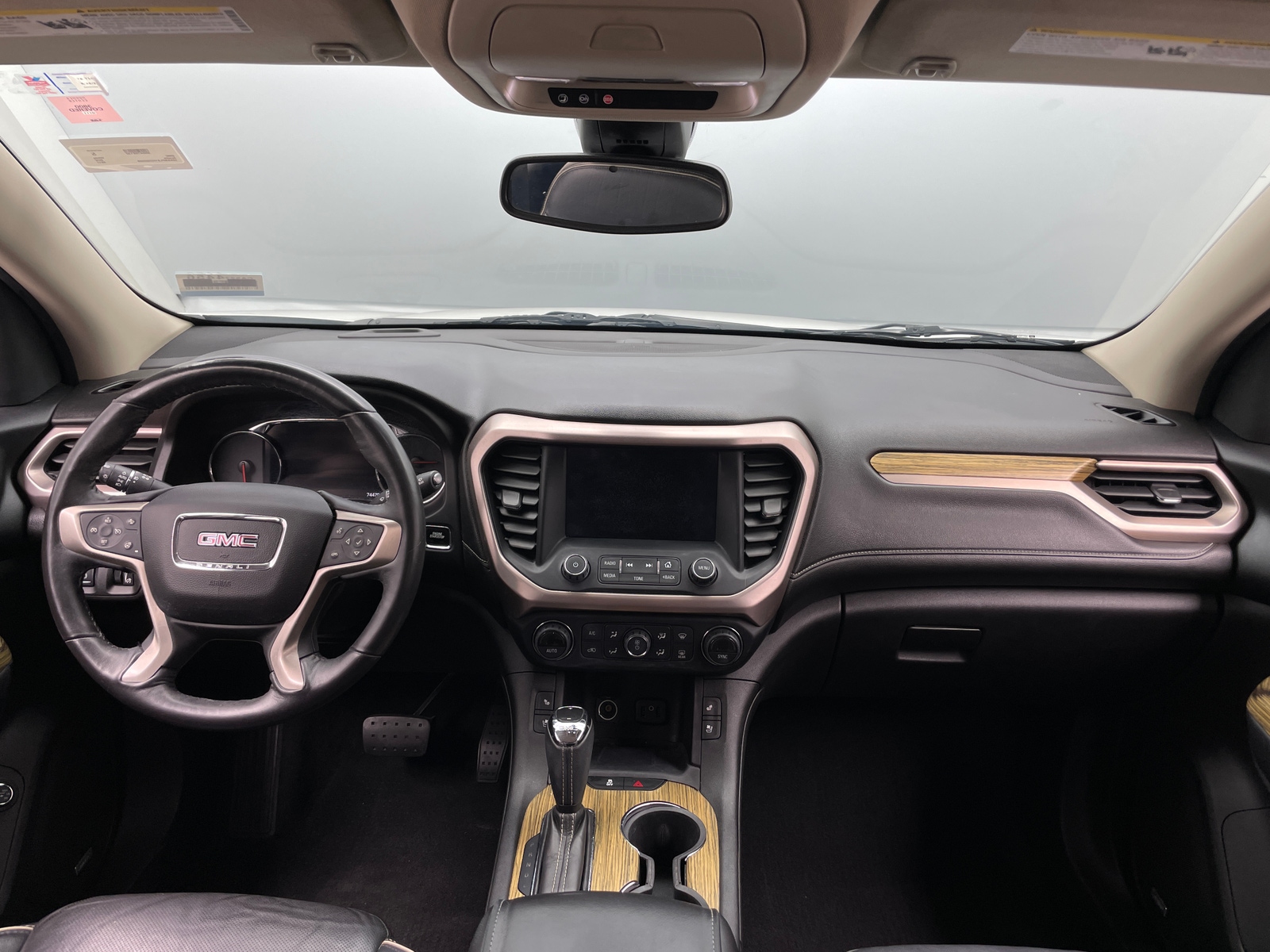 Thumbnail: 2017 GMC Acadia - 2