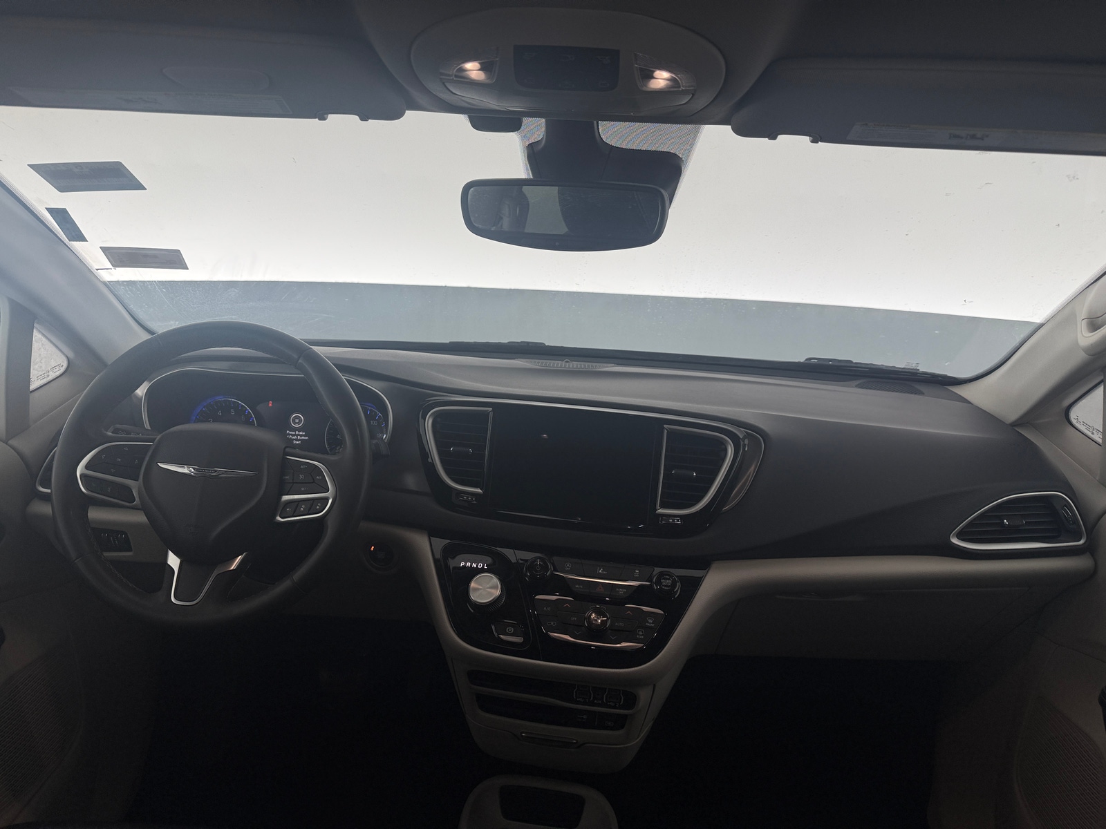 Thumbnail: 2022 Chrysler Pacifica - 2