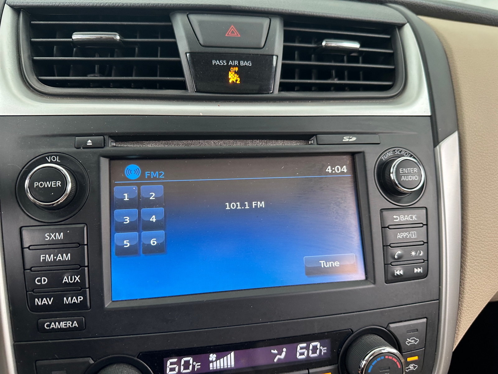 Thumbnail: 2017 Nissan Altima - 3