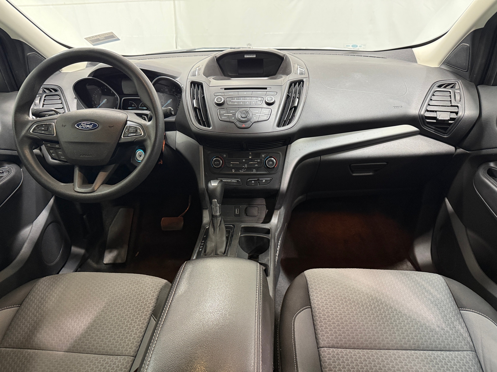 Thumbnail: 2017 Ford Escape - 3