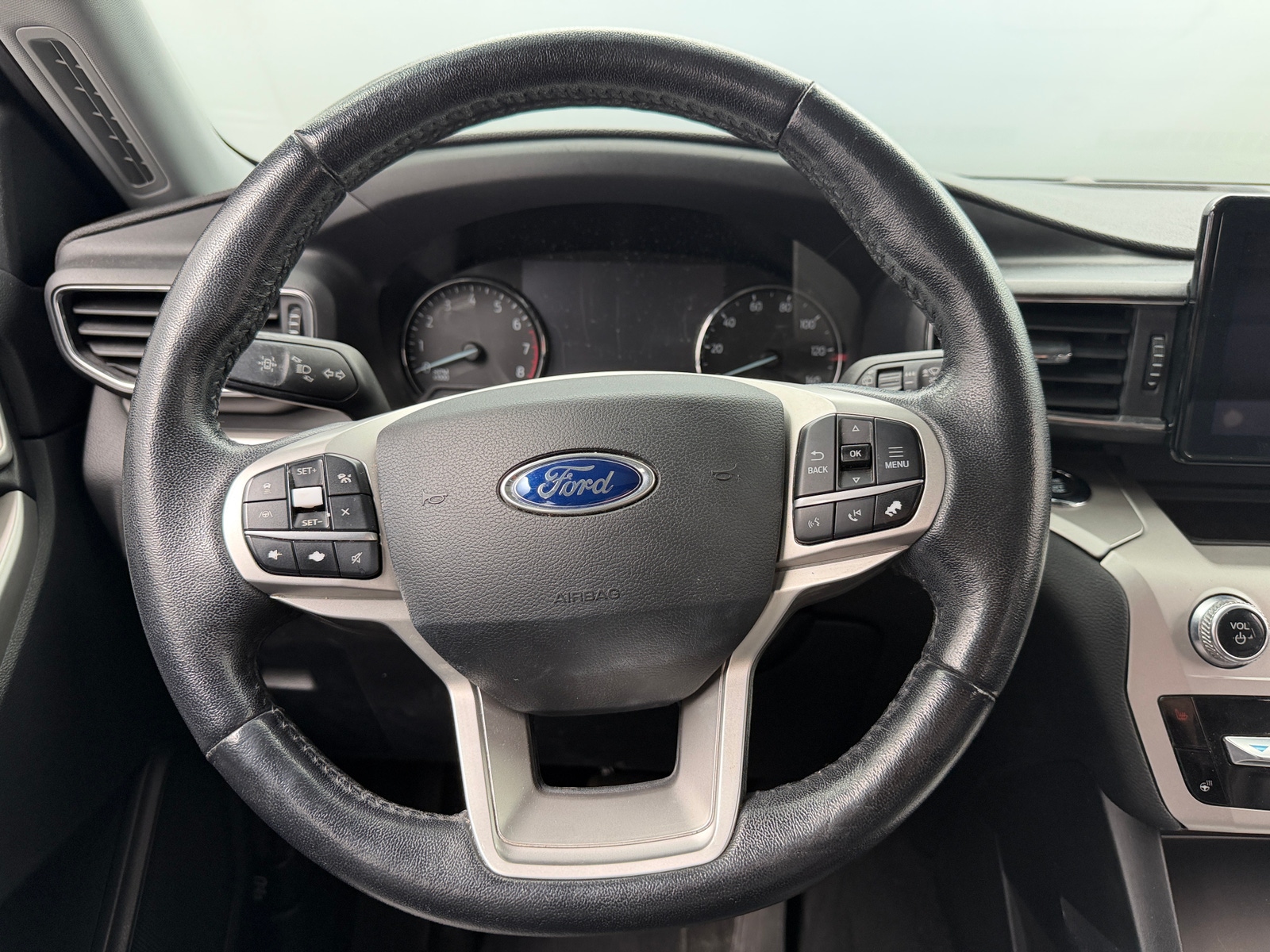 Thumbnail: 2021 Ford Explorer - 5
