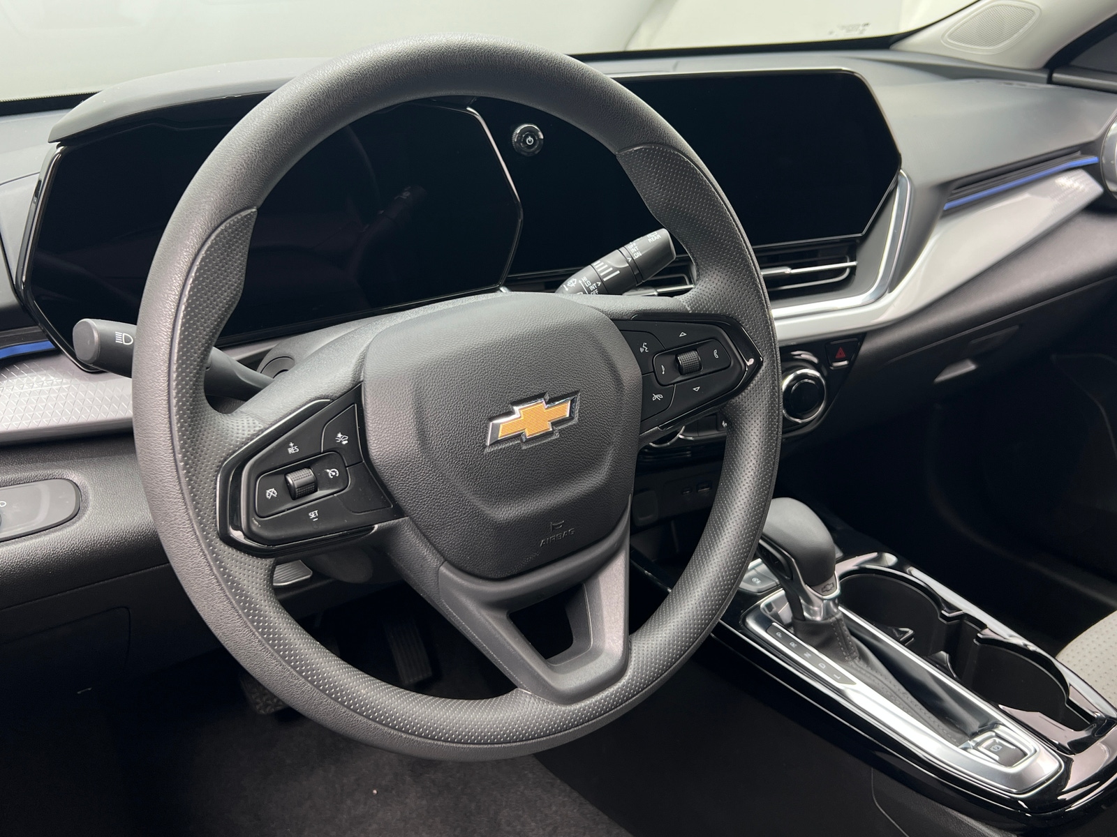 Thumbnail: 2025 Chevrolet Trax - 5