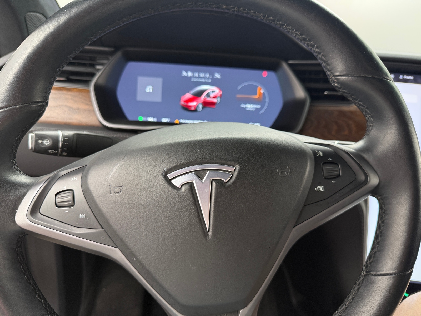 Thumbnail: 2020 Tesla Model X - 4