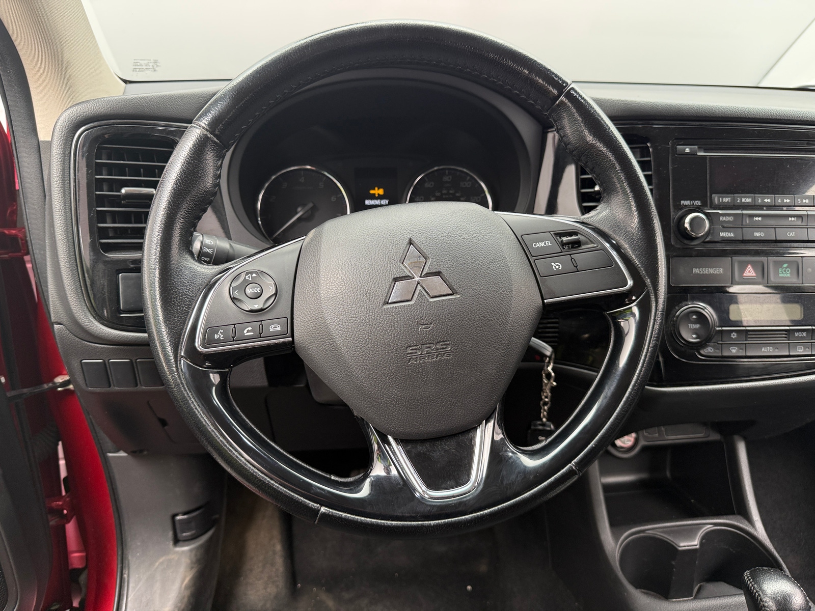 Thumbnail: 2016 Mitsubishi Outlander - 5