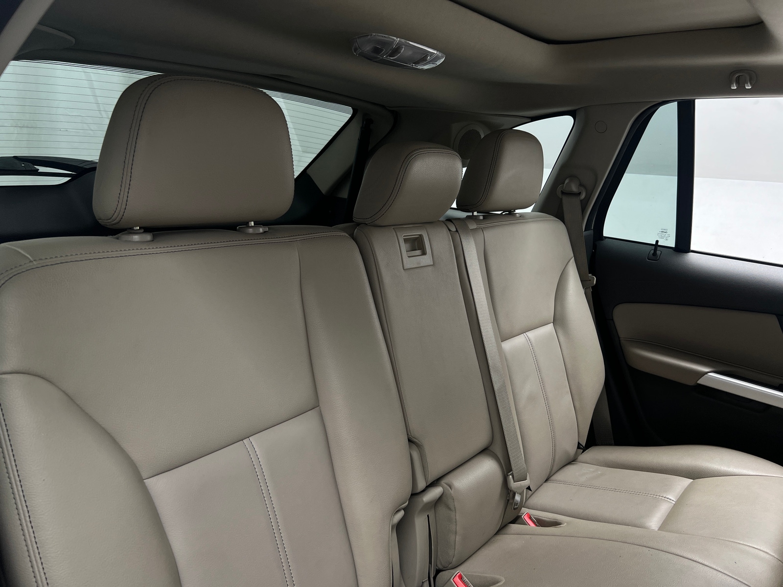 Thumbnail: 2011 Ford Edge - 5